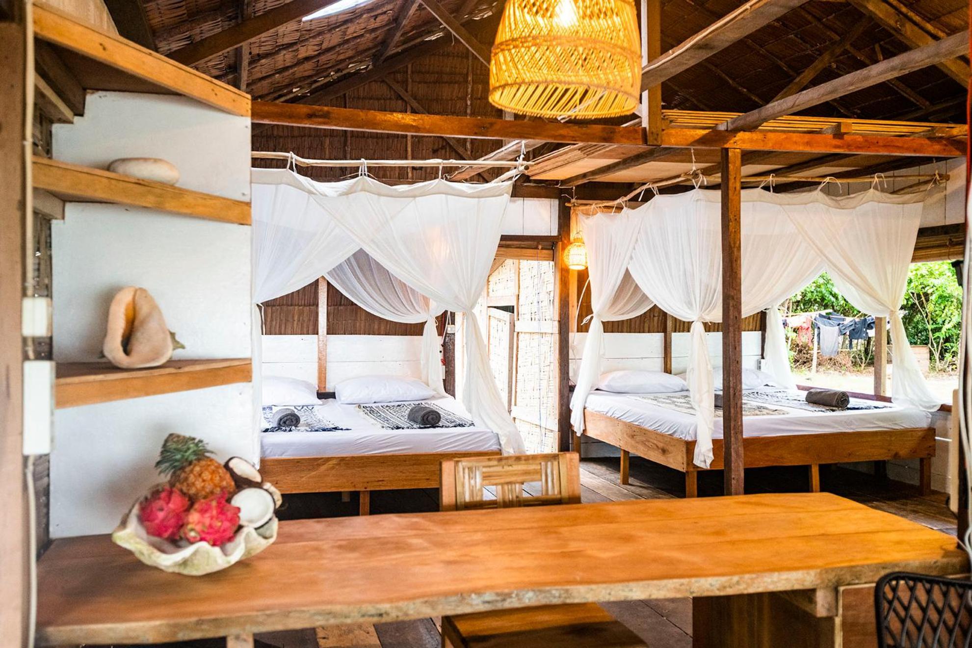 Pinang Island - Private Island Sea View Bungalows Singkil  ห้อง รูปภาพ