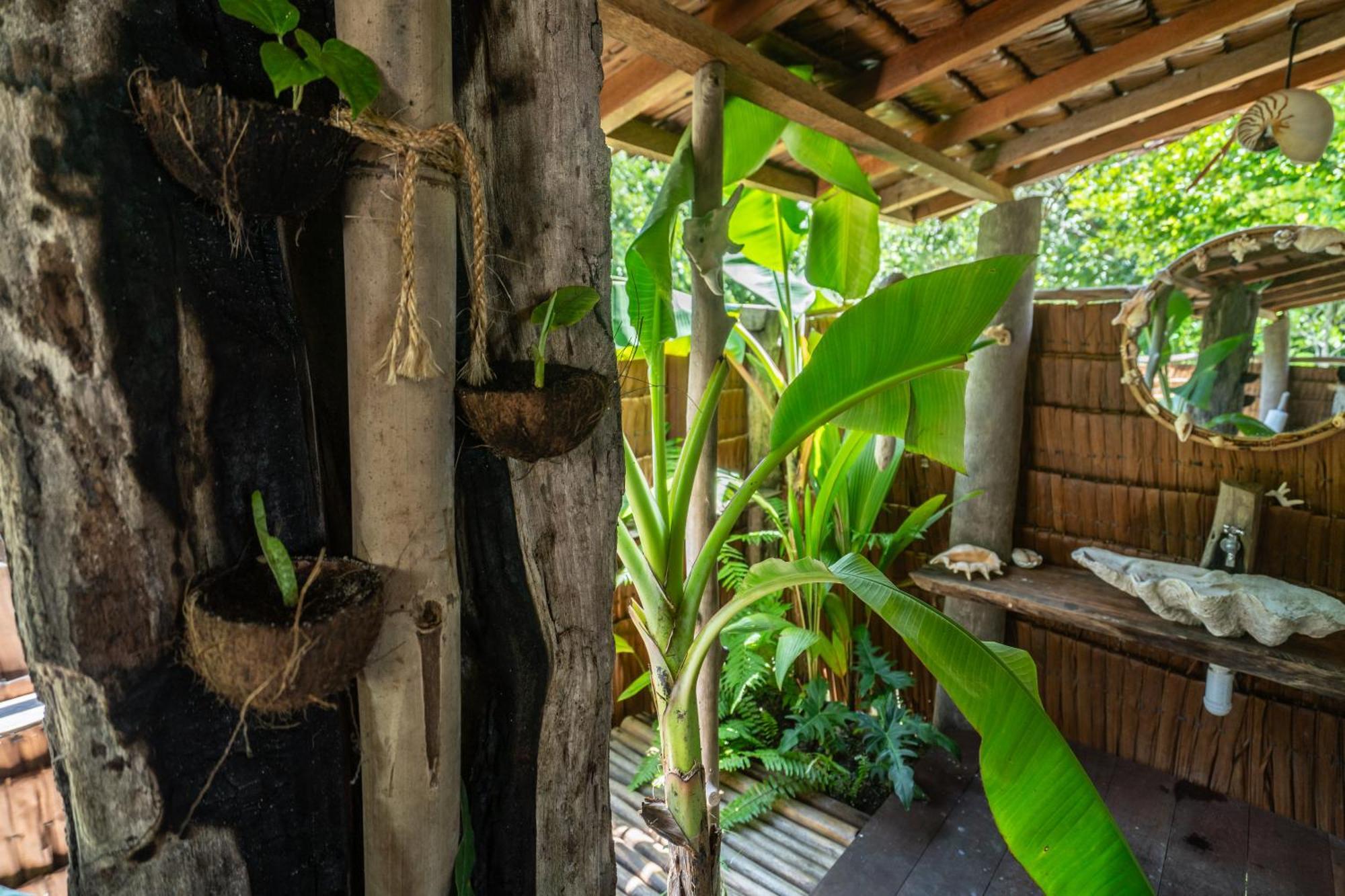 Pinang Island - Private Island Sea View Bungalows Singkil  ภายนอก รูปภาพ