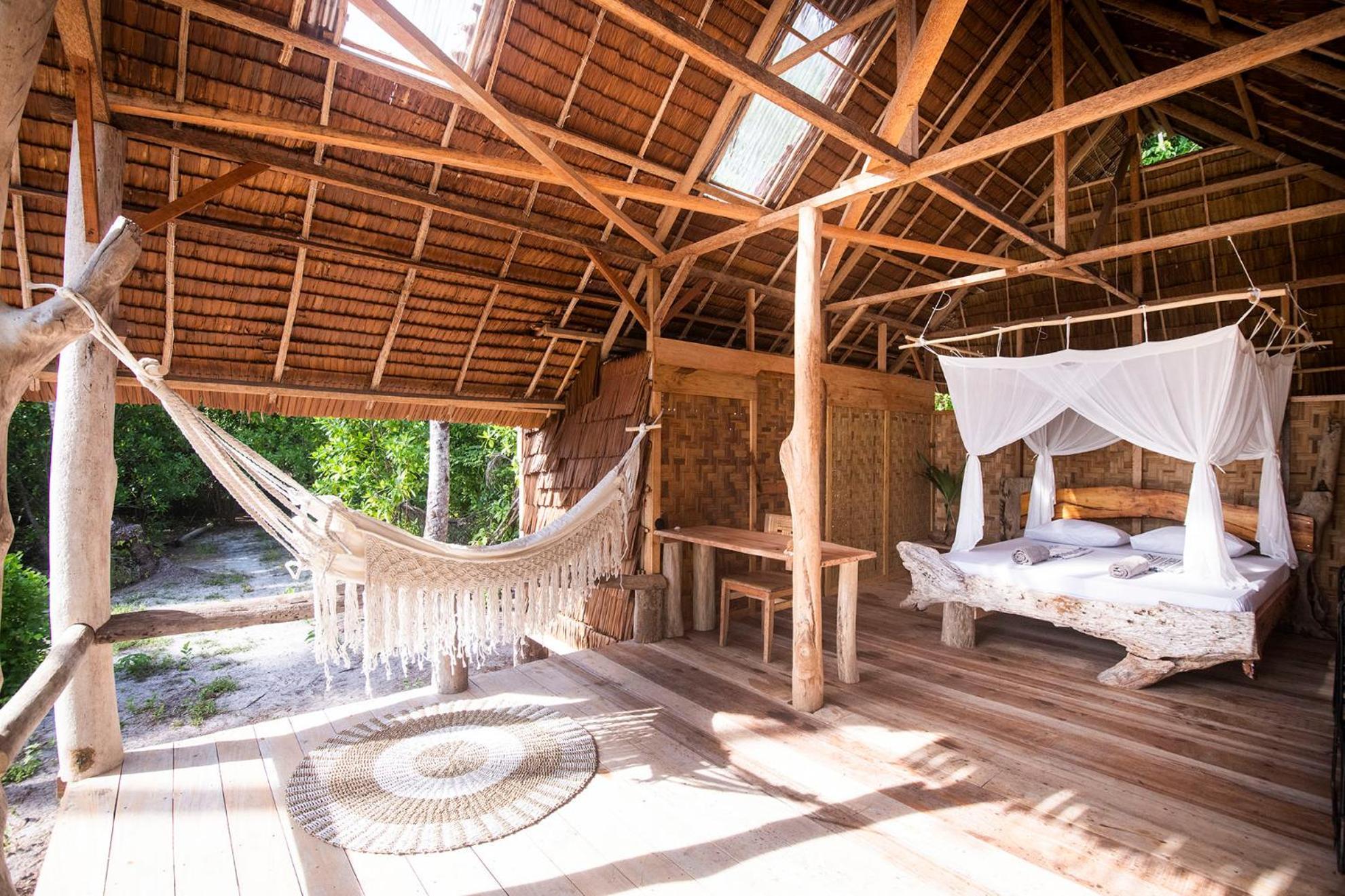 Pinang Island - Private Island Sea View Bungalows Singkil  ภายนอก รูปภาพ